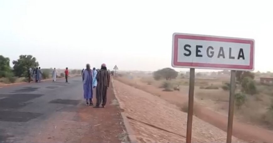 image_870x_68c7d712039b1