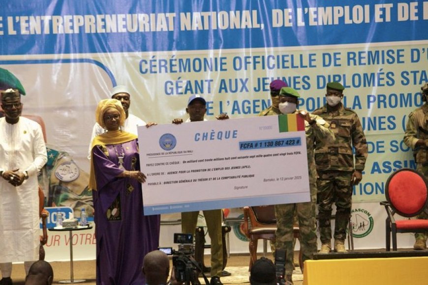 image_870x_68d2def5ac846