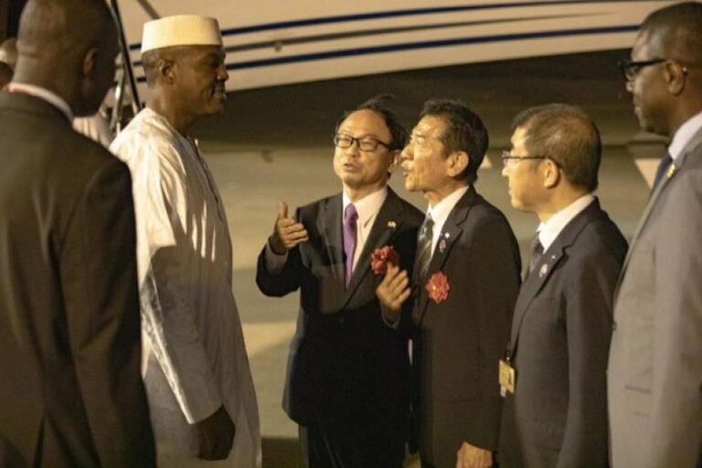 image_870x_68d91266715a9